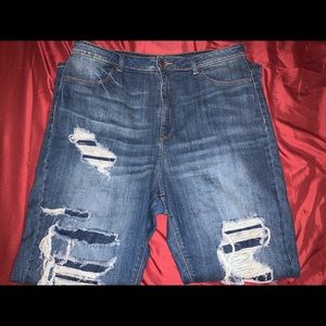 Ripped Jeans Plus Size